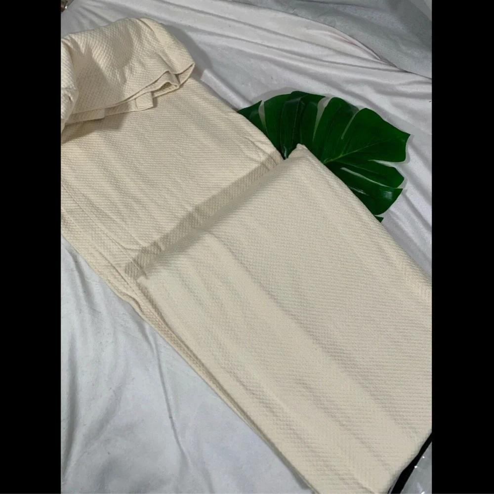 NIB $160 [ TWIN ] MicroCotton Blanket for Hotel Collection Premier in‎ Taupe